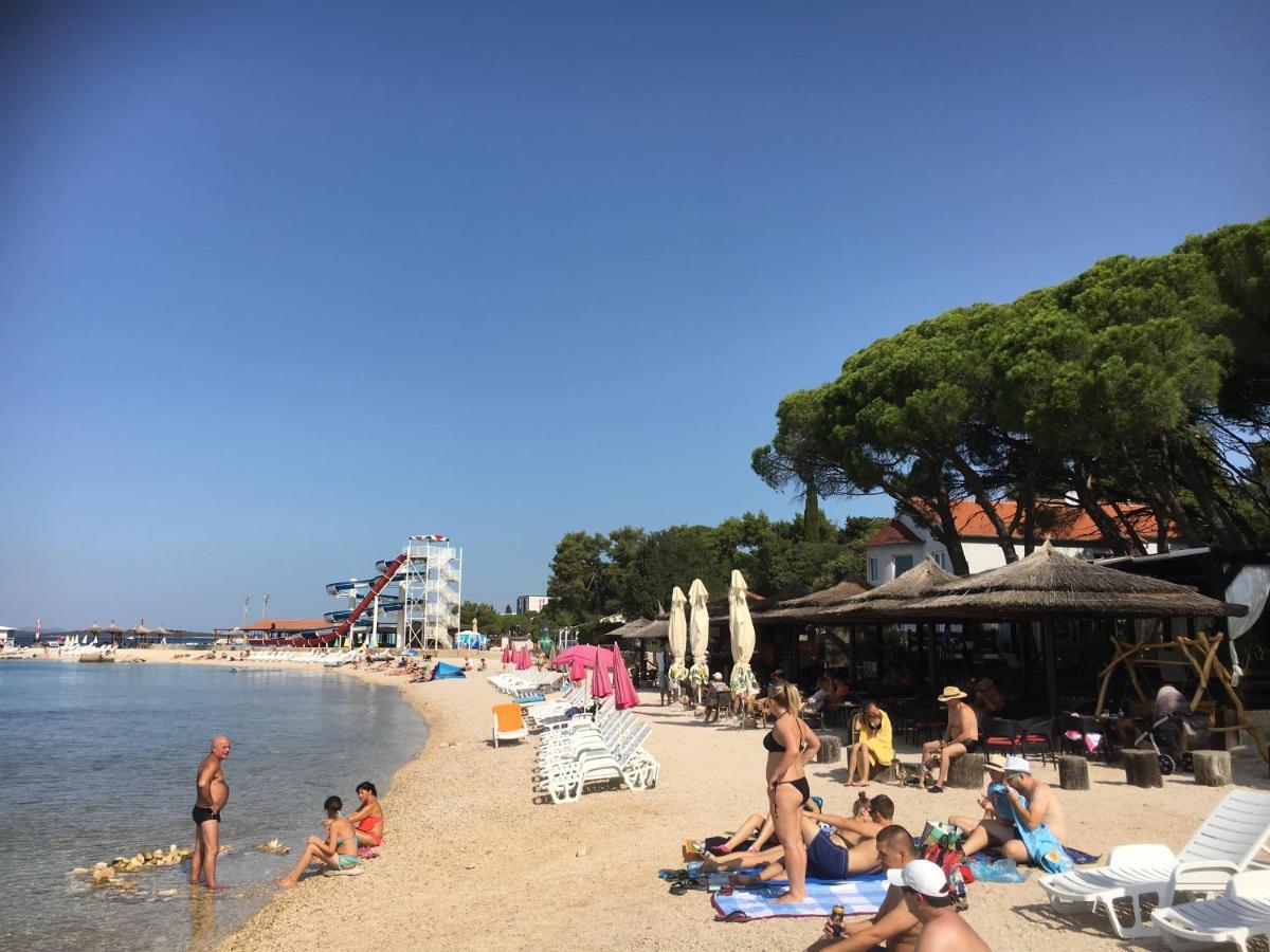 Apartments Petra Biograd Na Moru Buitenkant foto